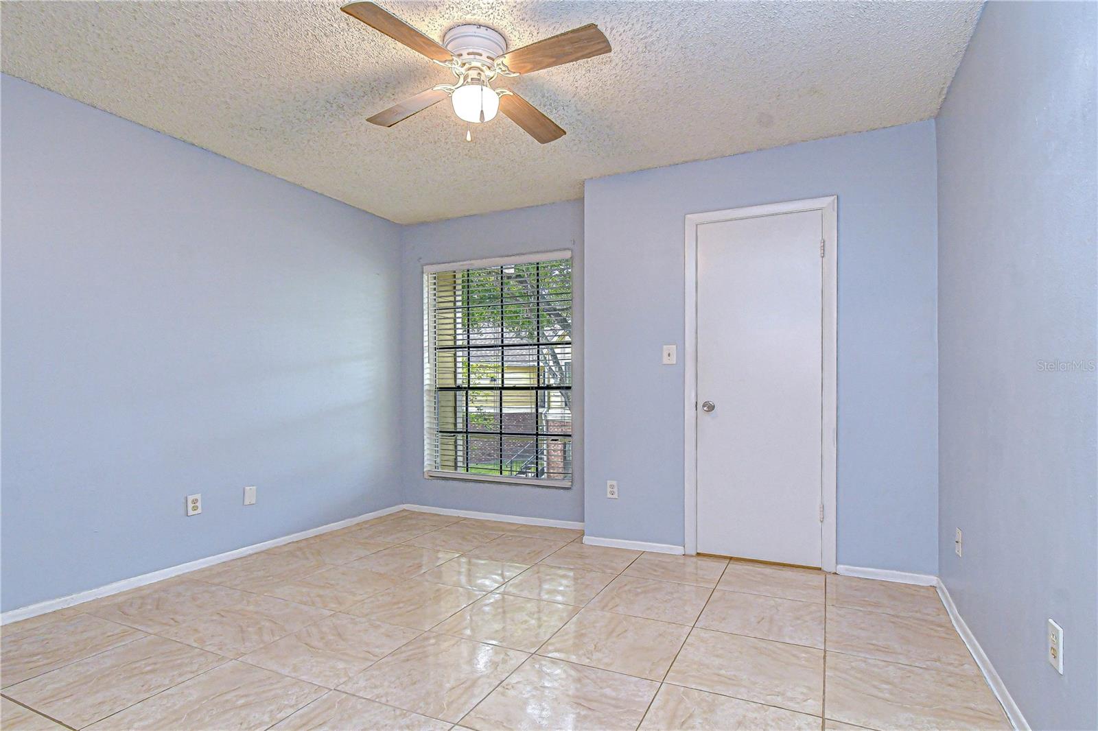 THE GRAND RESERVE CONDO - Residential