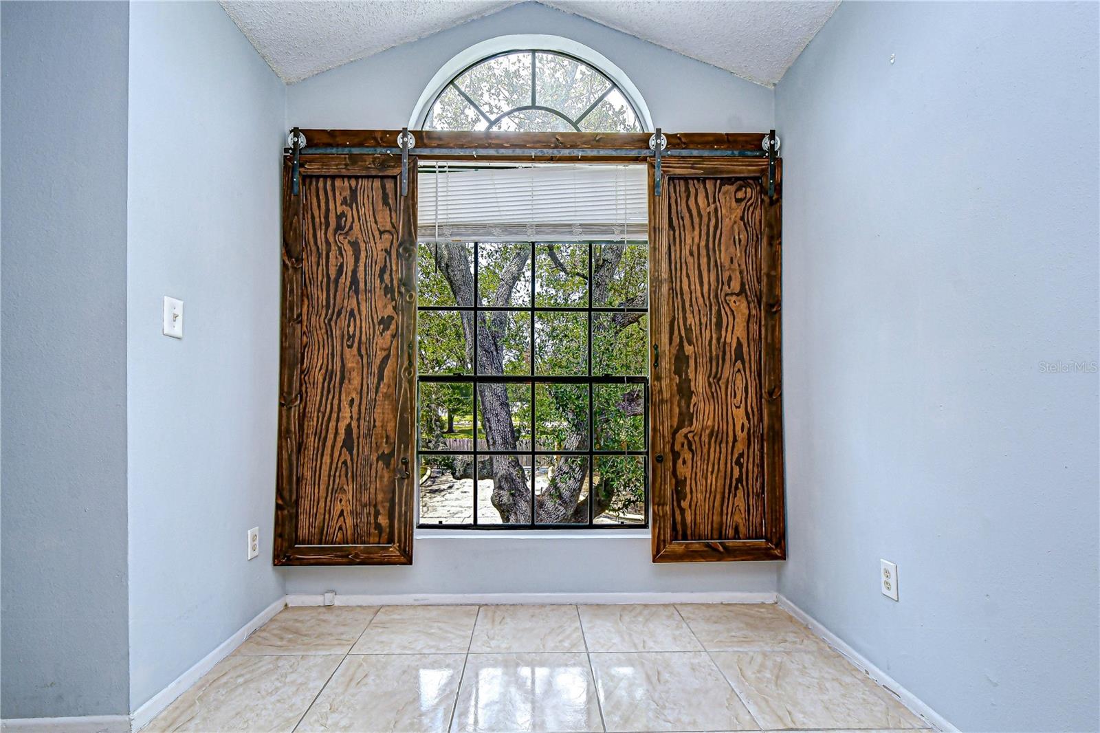 THE GRAND RESERVE CONDO - Residential