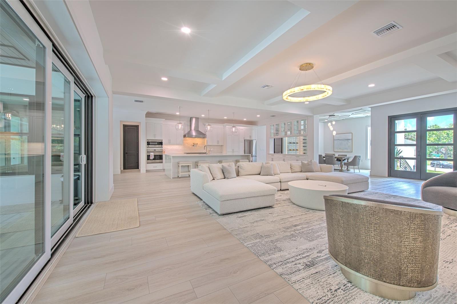 SUNSET PARK - Residential