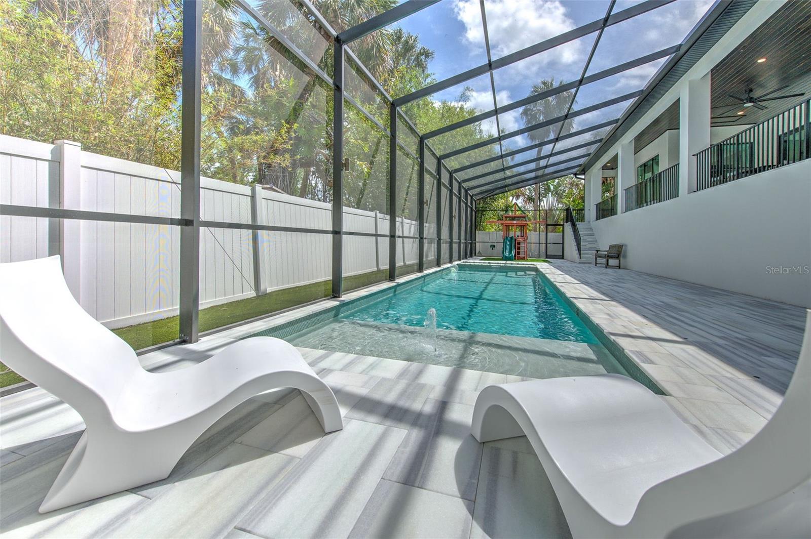 SUNSET PARK - Residential