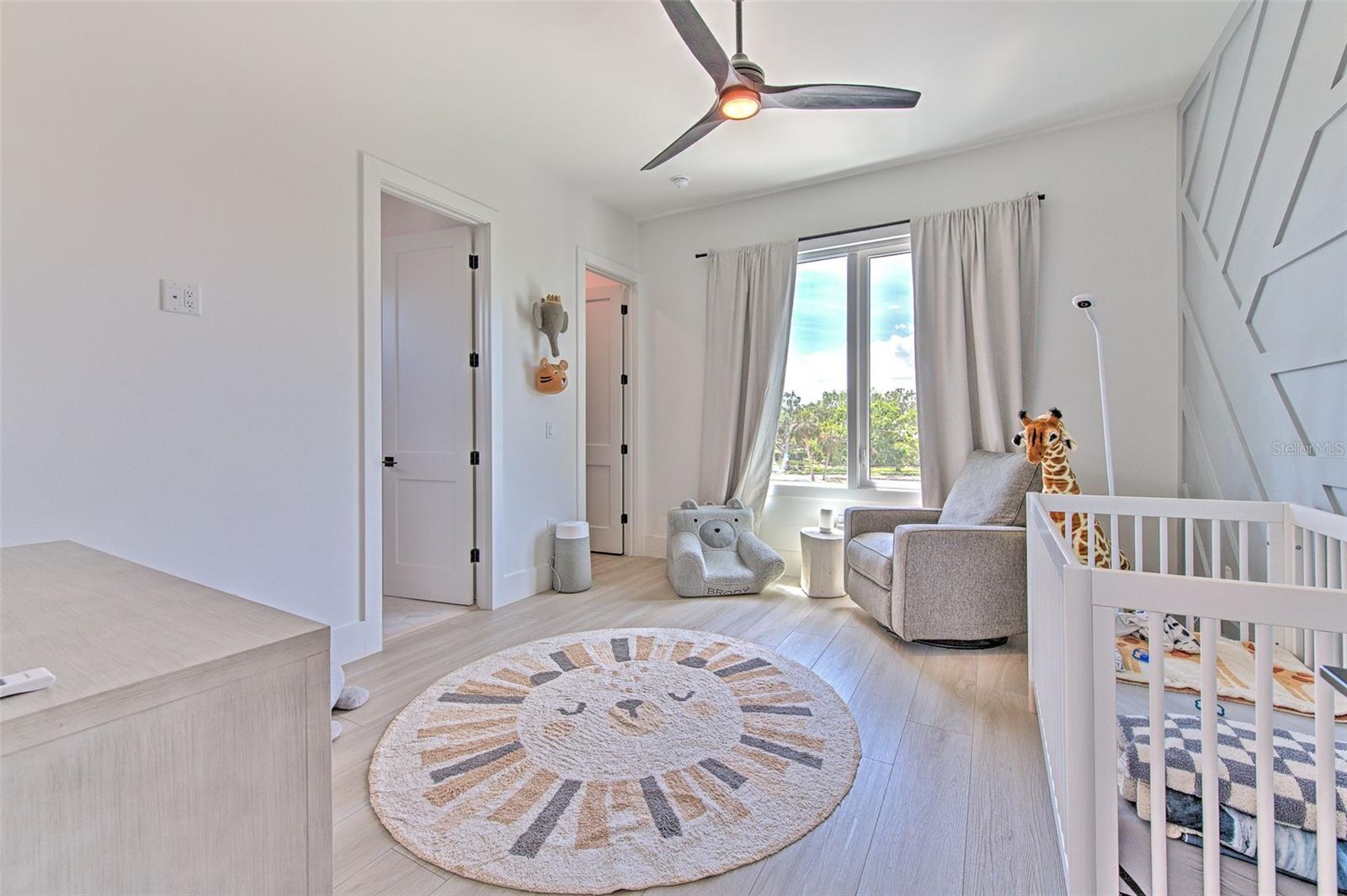 SUNSET PARK - Residential