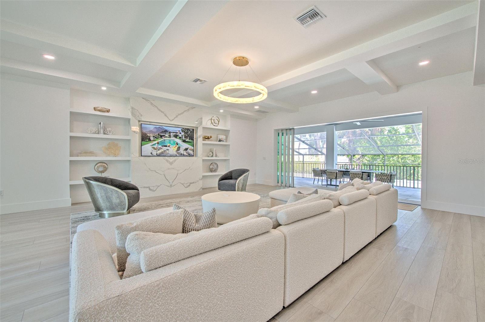 SUNSET PARK - Residential