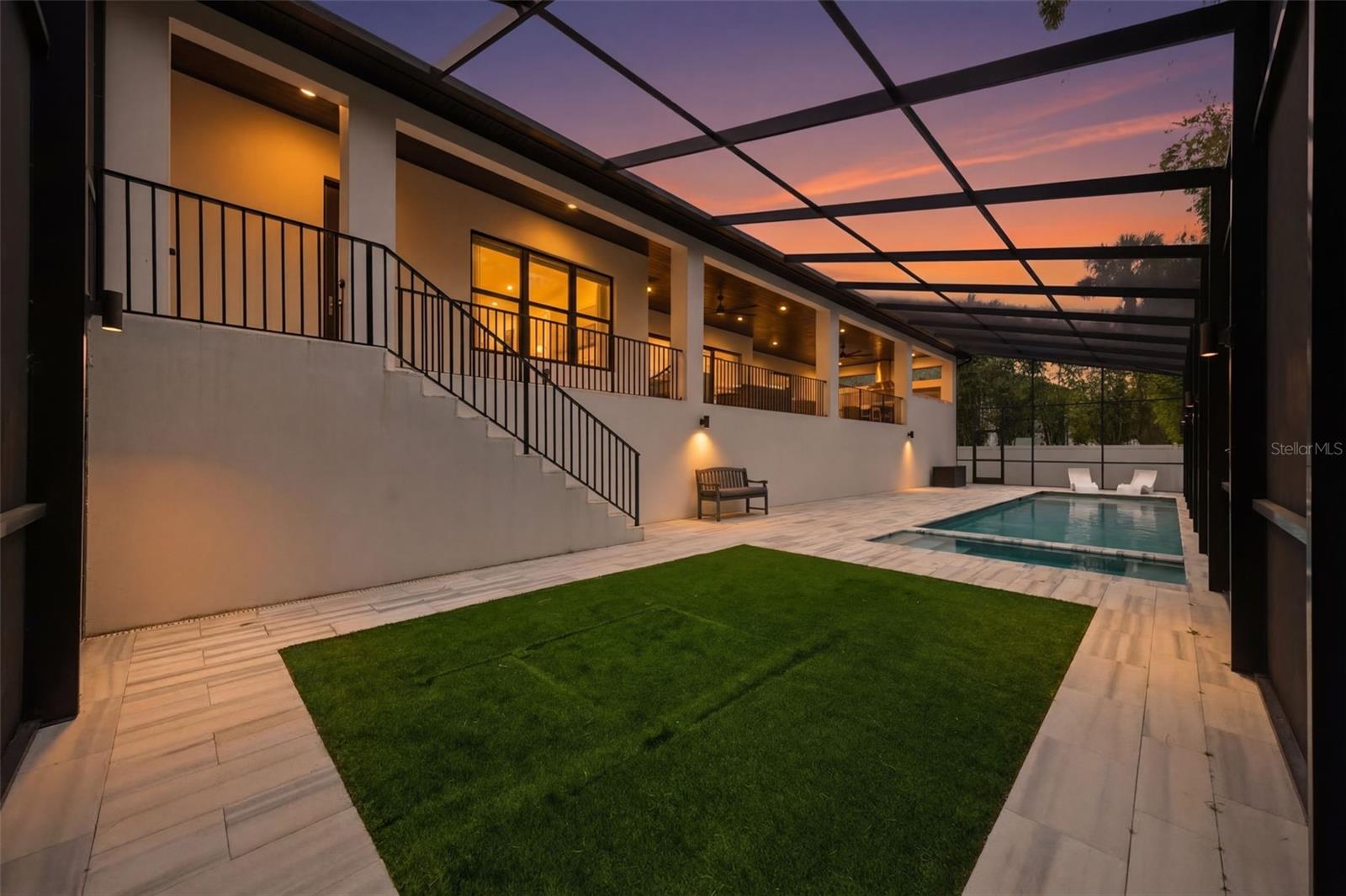 SUNSET PARK - Residential