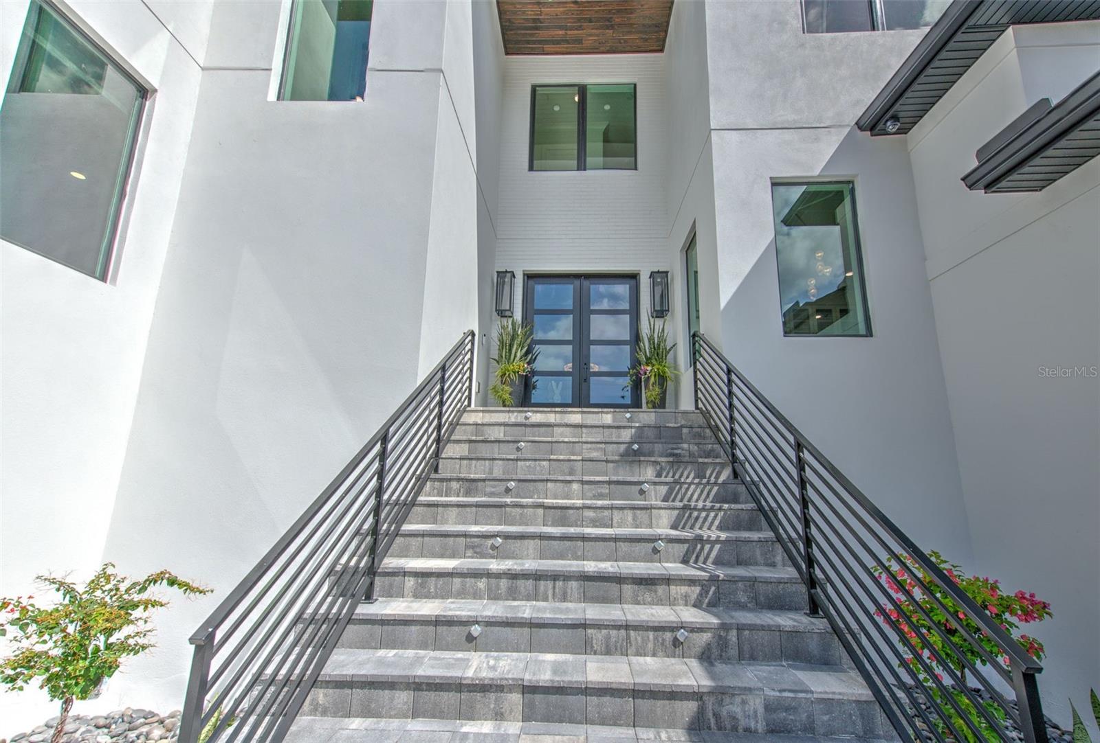 SUNSET PARK - Residential