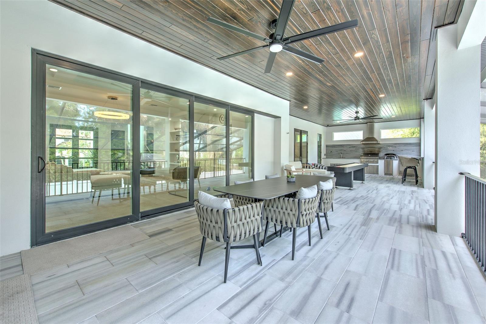 SUNSET PARK - Residential