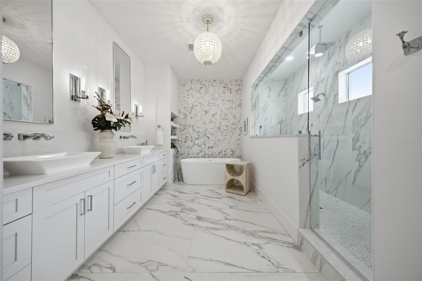 SUNSET PARK - Residential