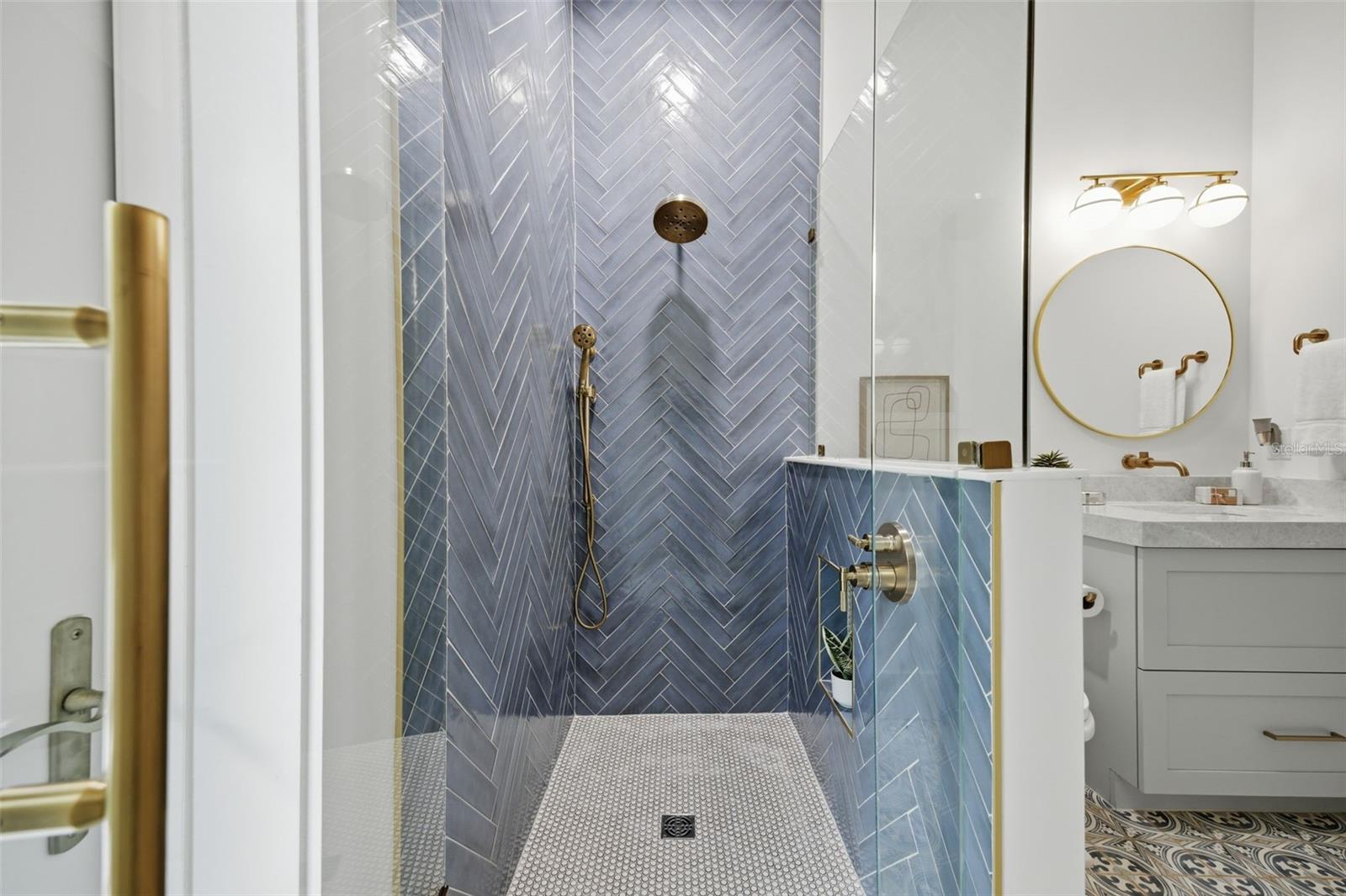 SUNSET PARK - Residential