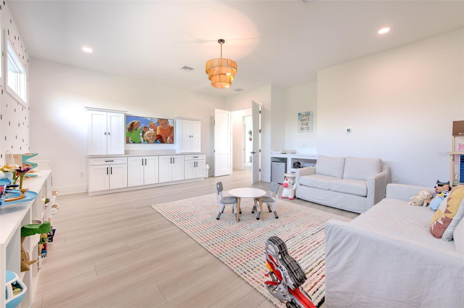 SUNSET PARK - Residential