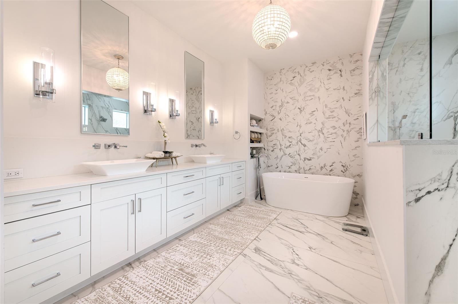 SUNSET PARK - Residential