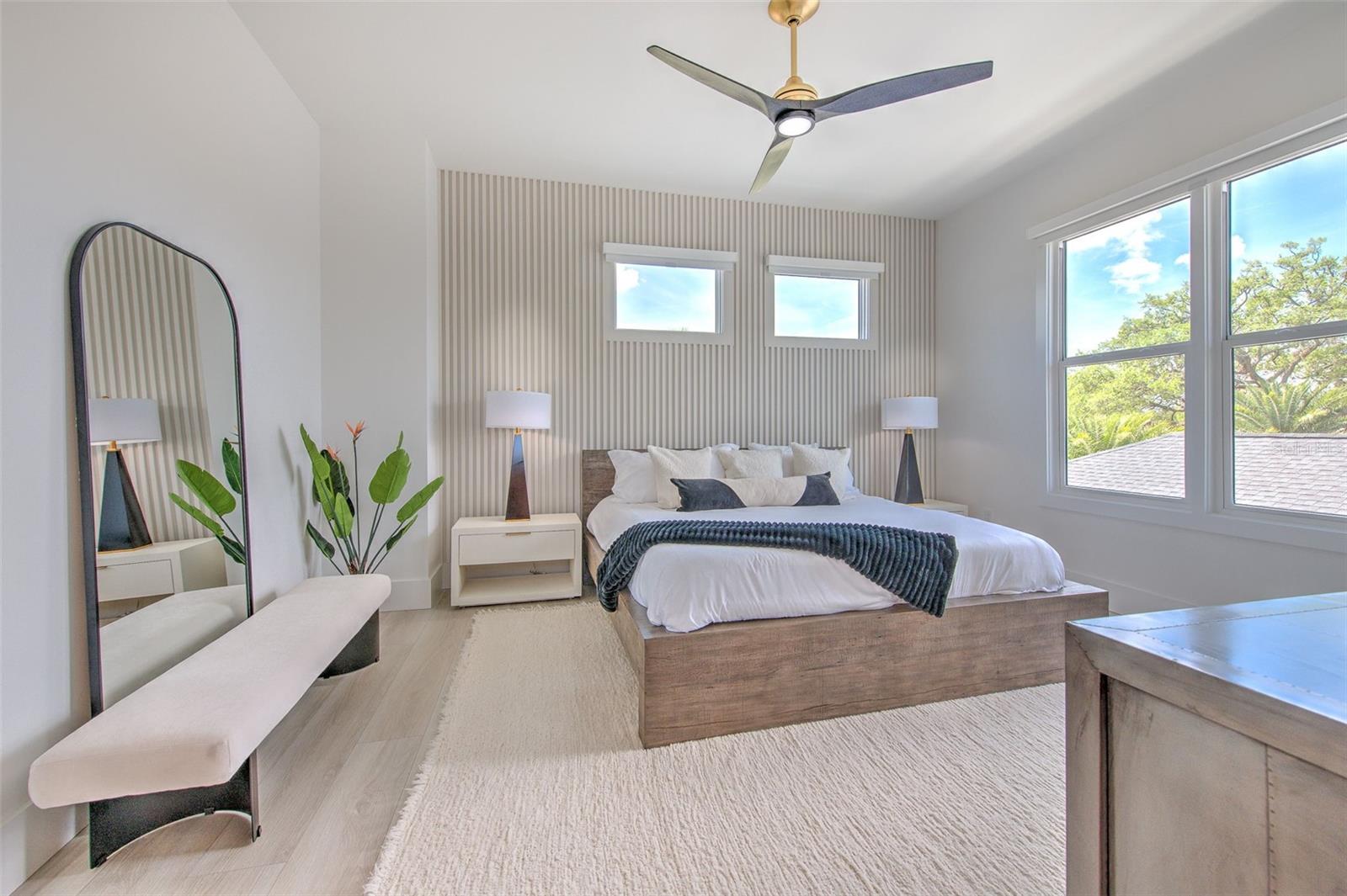 SUNSET PARK - Residential