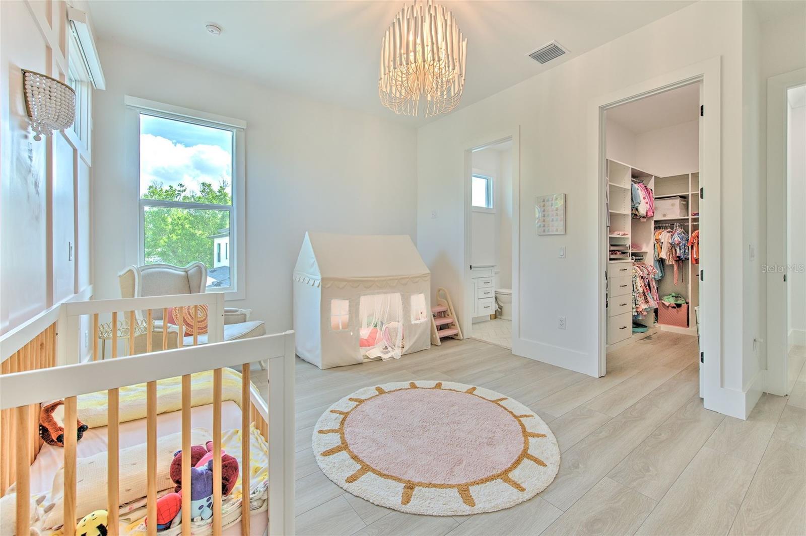 SUNSET PARK - Residential