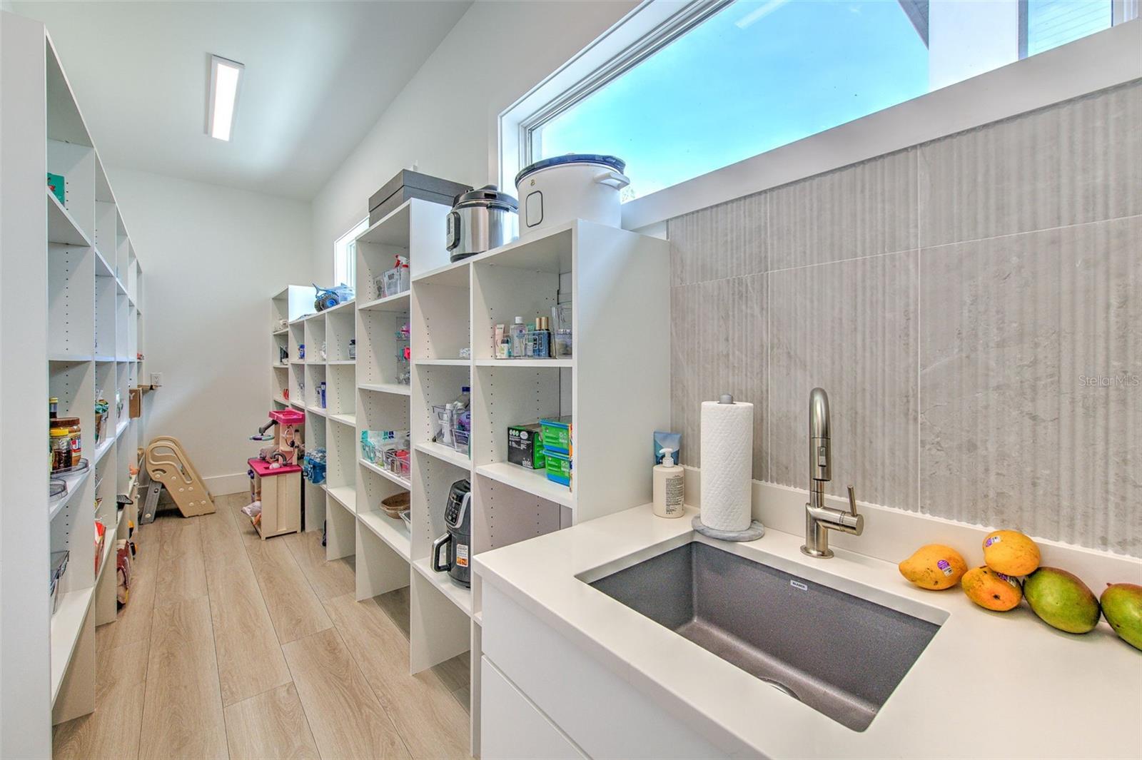 SUNSET PARK - Residential