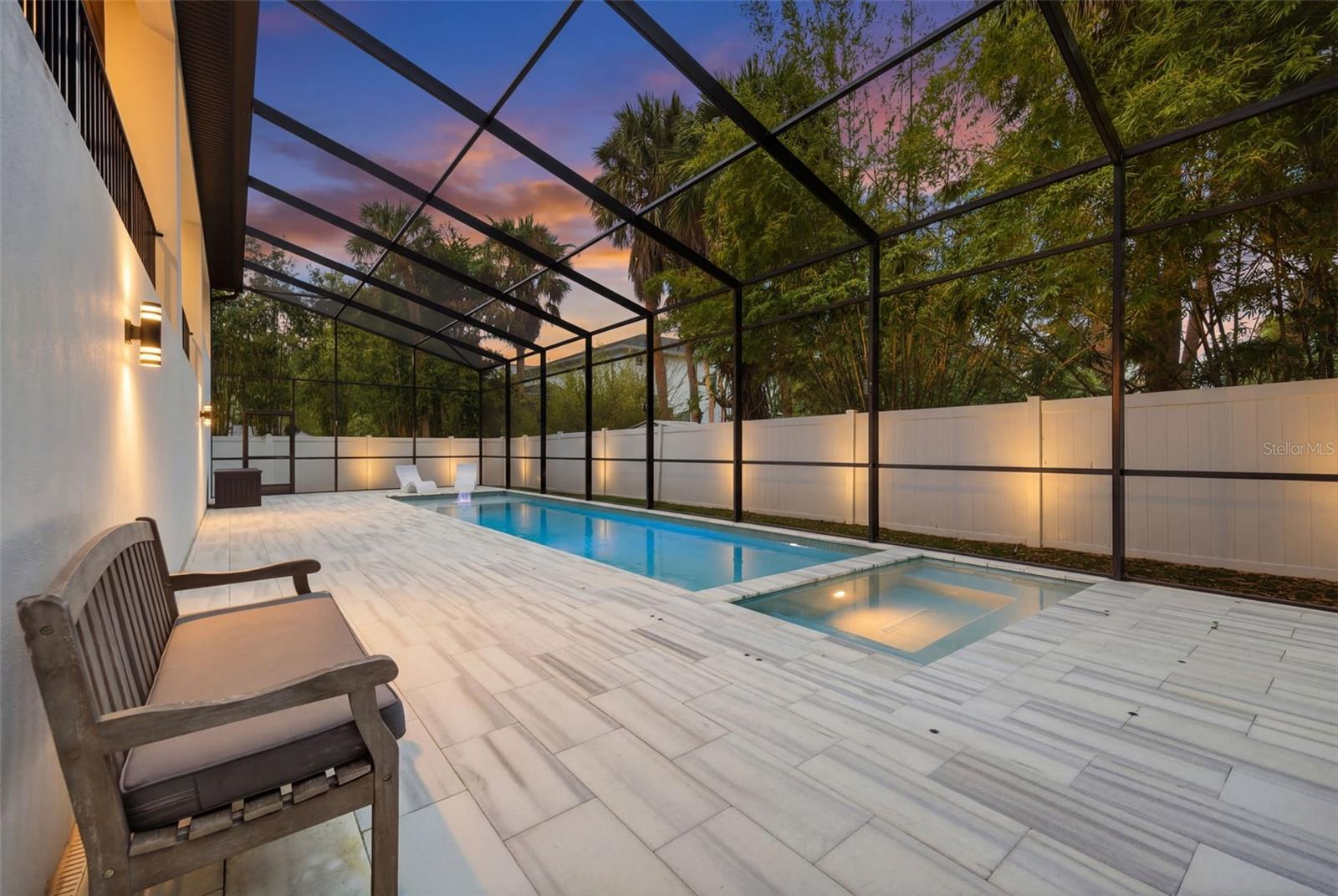 SUNSET PARK - Residential