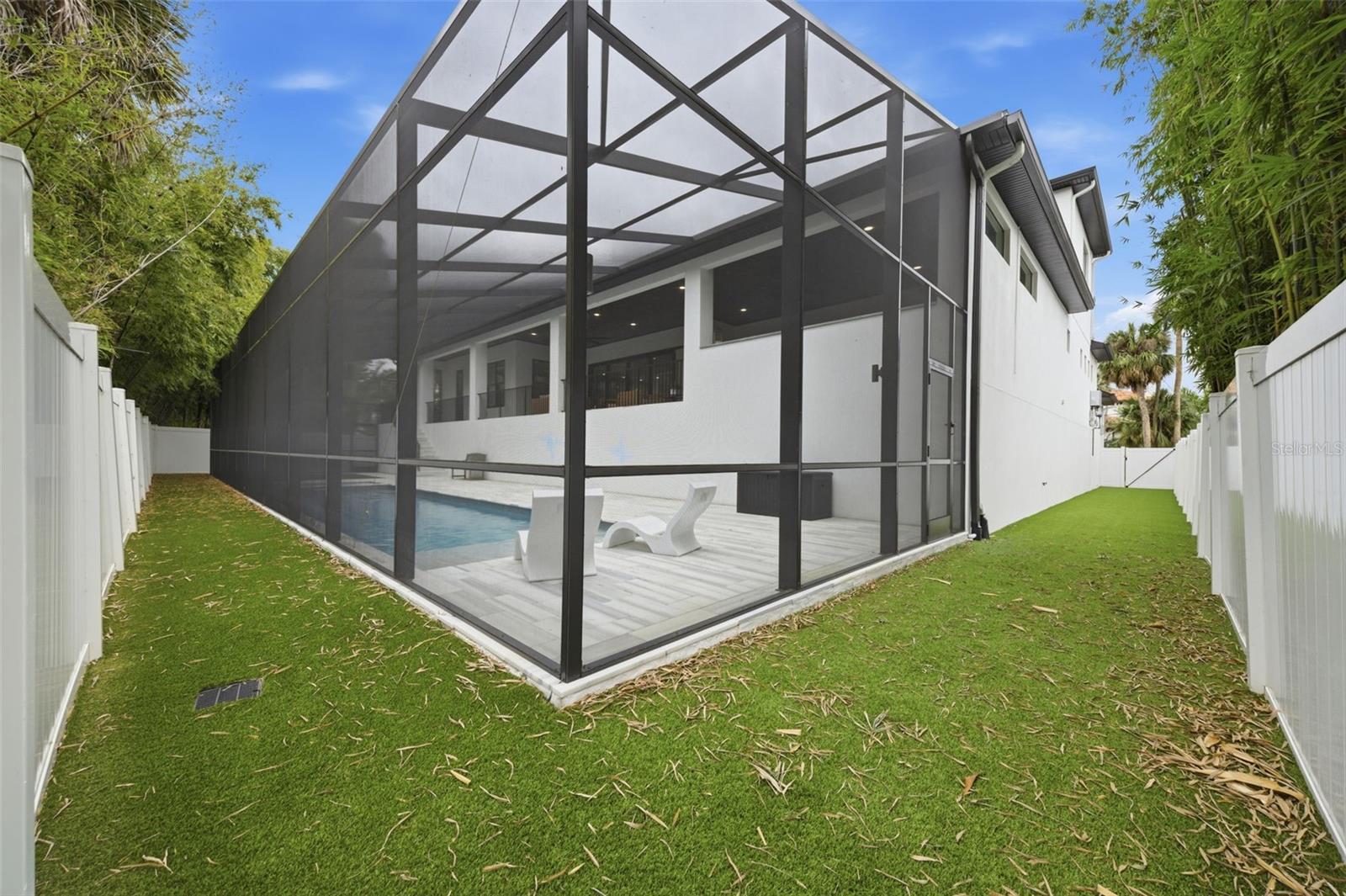 SUNSET PARK - Residential