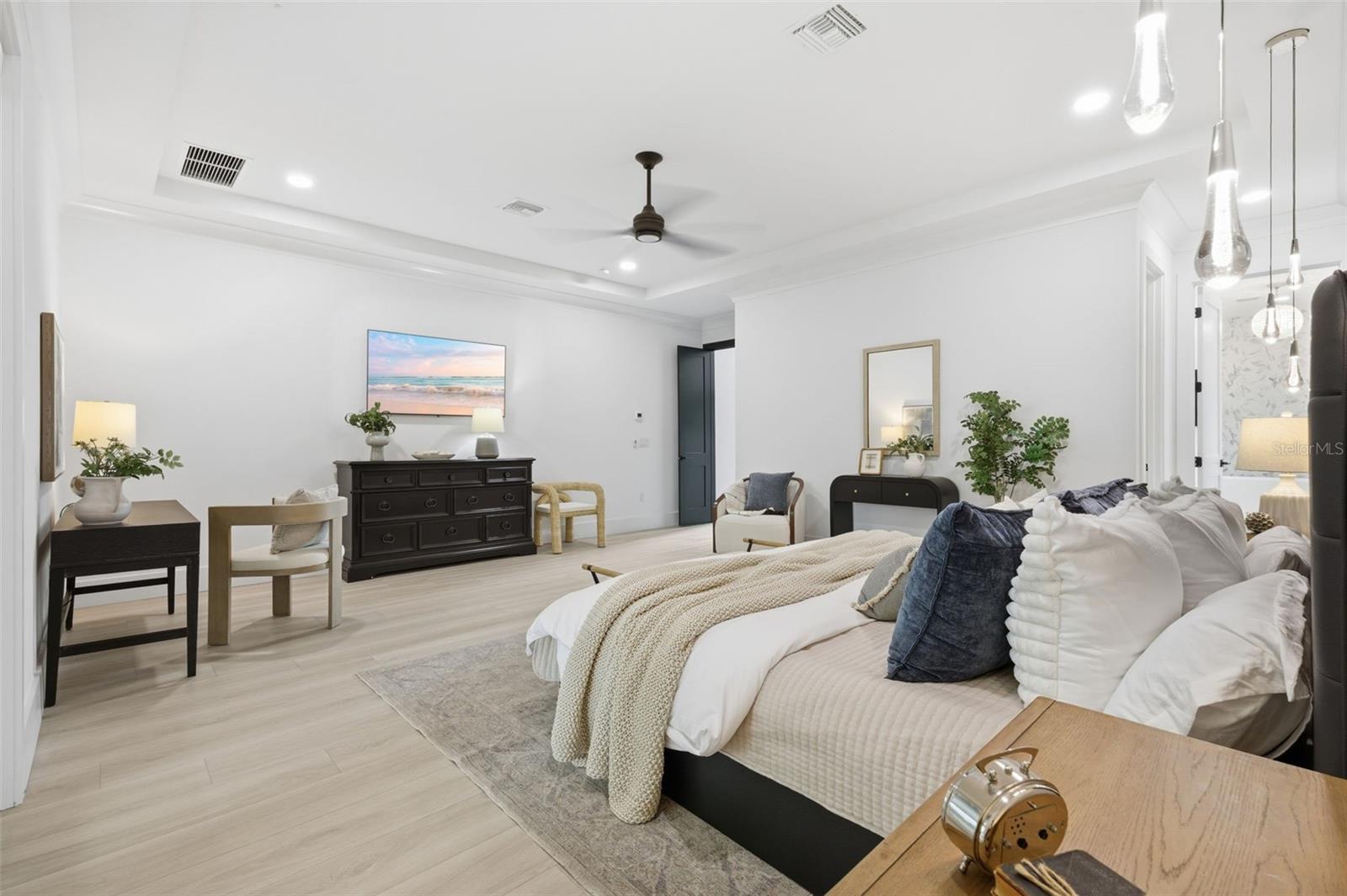 SUNSET PARK - Residential