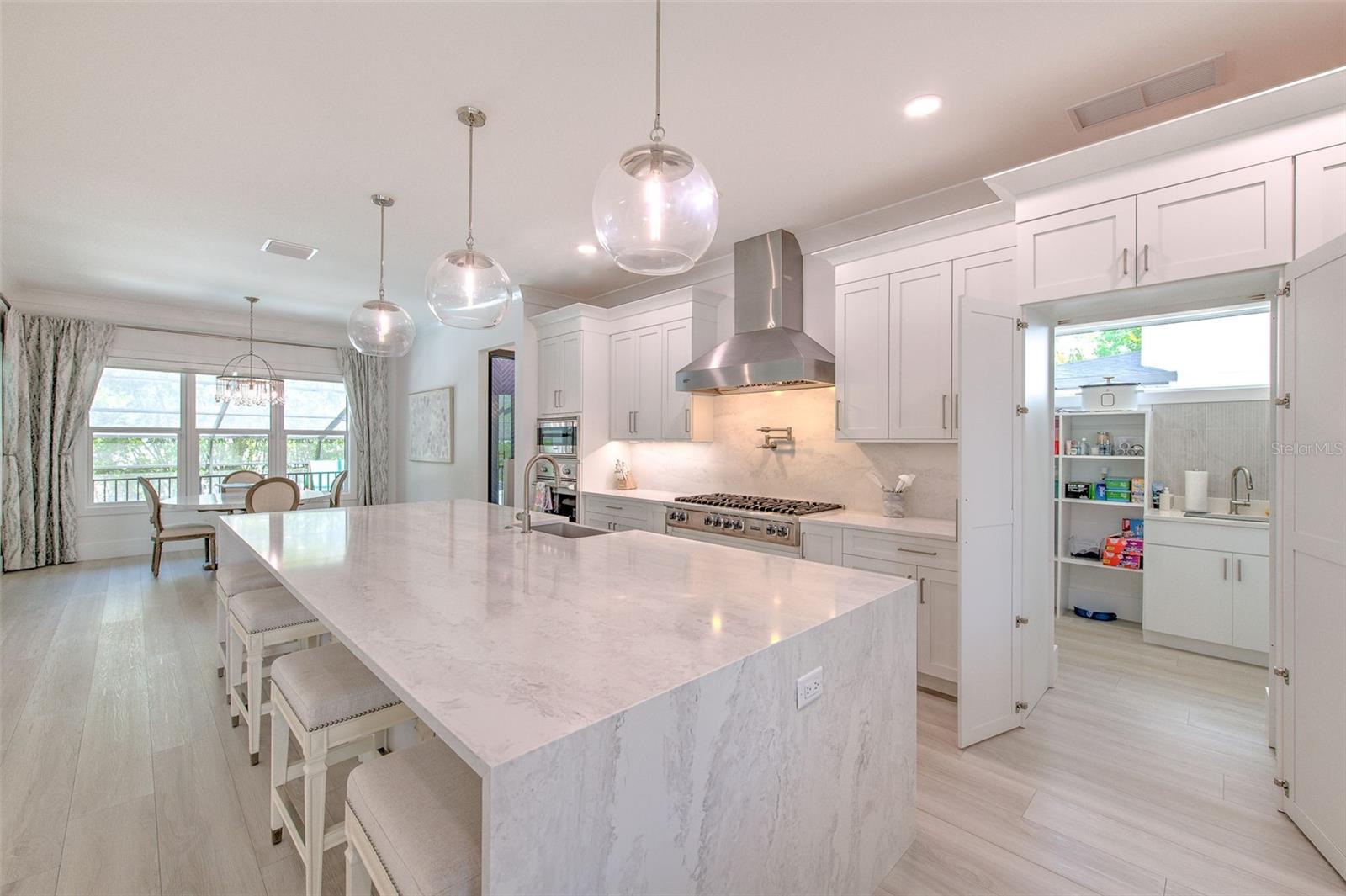 SUNSET PARK - Residential