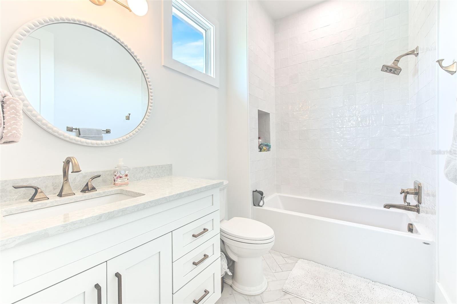 SUNSET PARK - Residential