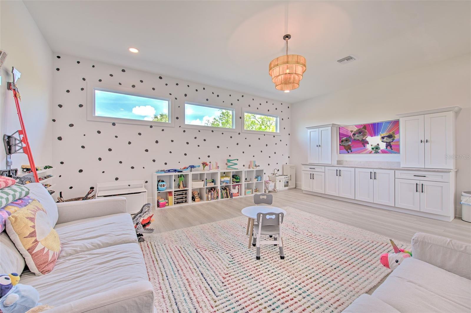 SUNSET PARK - Residential