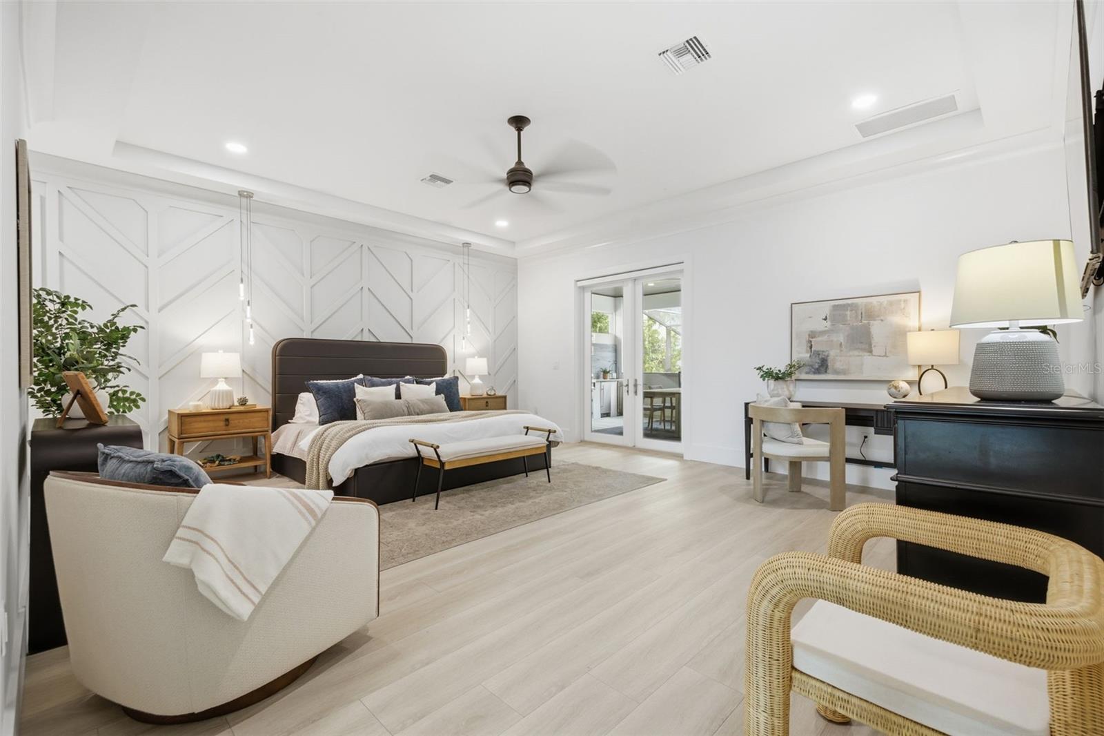 SUNSET PARK - Residential