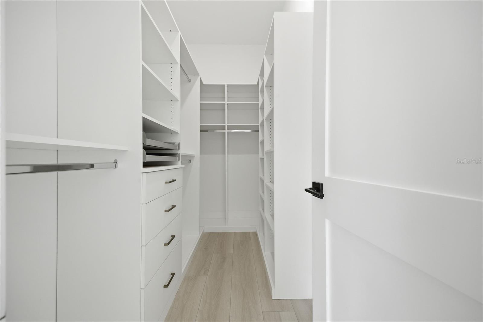 SUNSET PARK - Residential