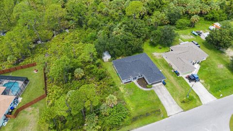 A home in NORTH PORT