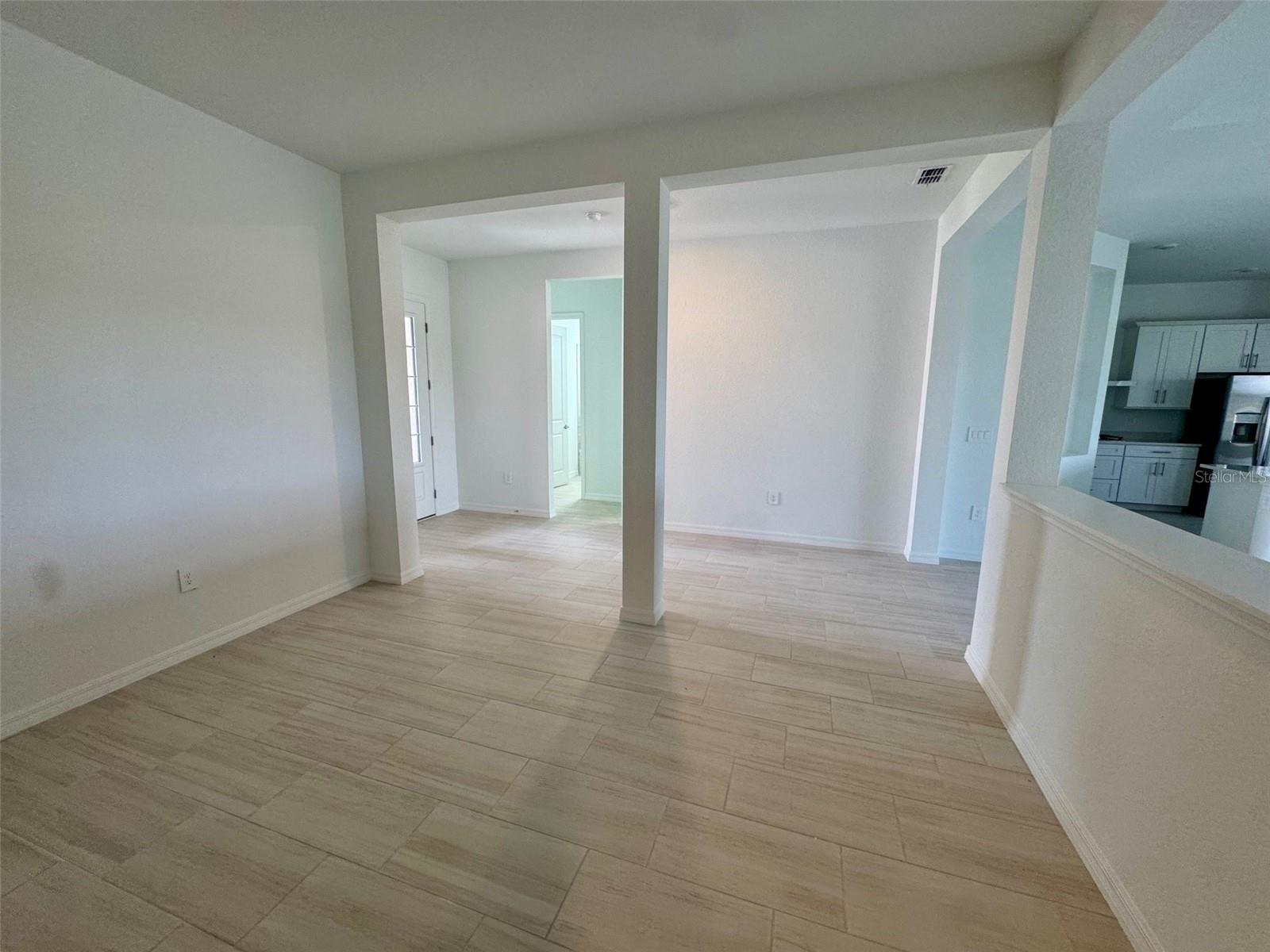 CALUSA COUNTRY CLUB - Residential