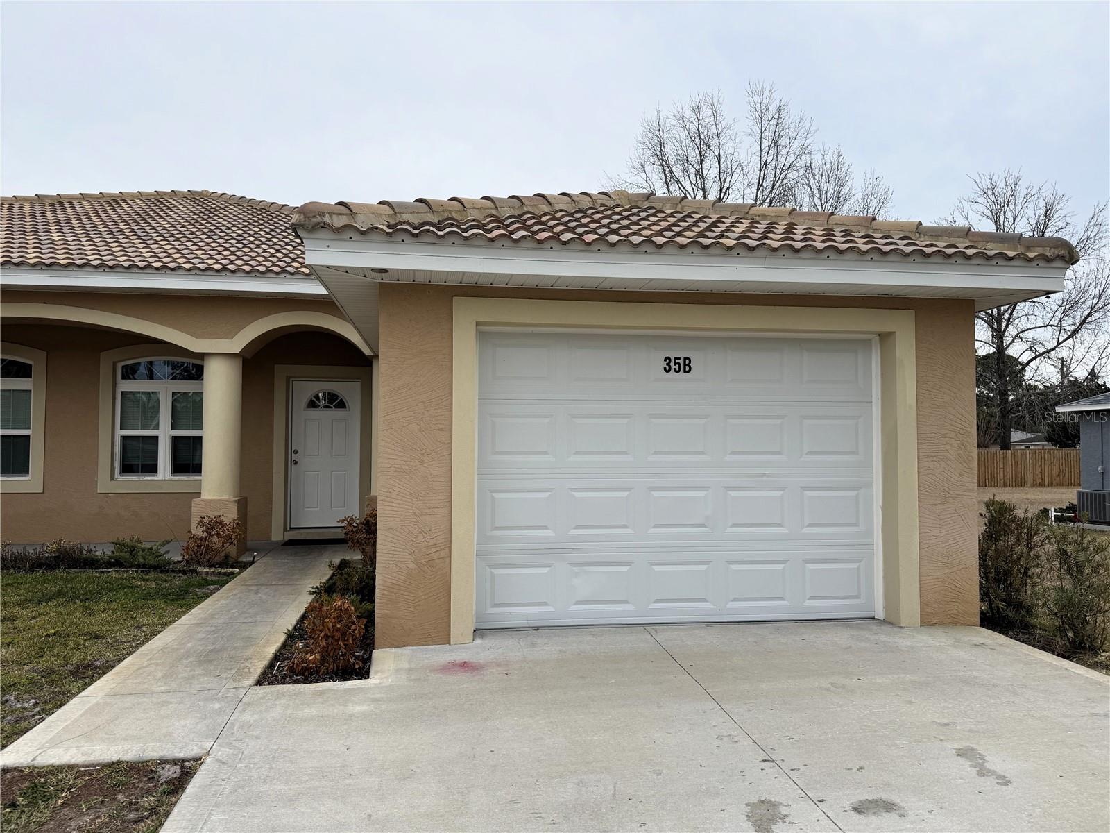 PALM COAST SEC 32 - Residential Lease