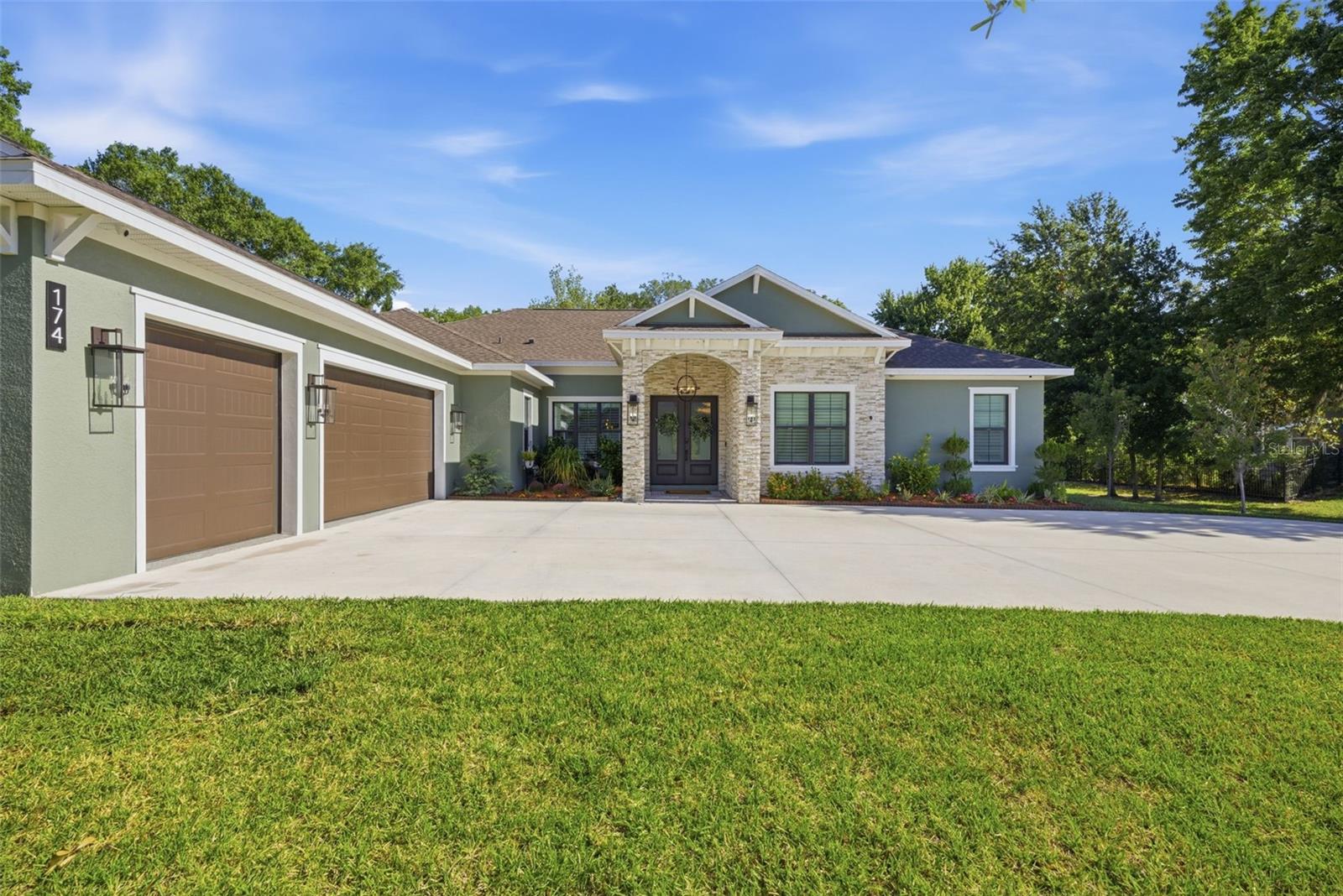 KEYSTONE PALMS - Residential