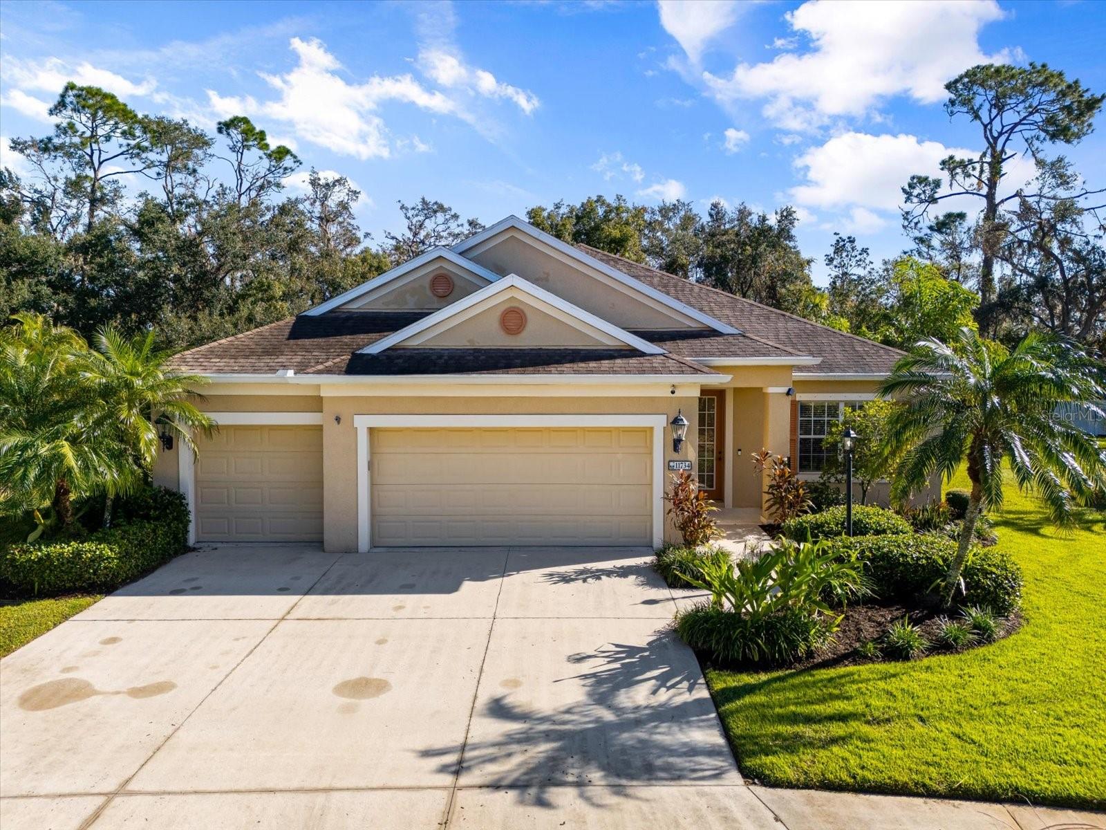 11734 HIDDEN FOREST LOOP