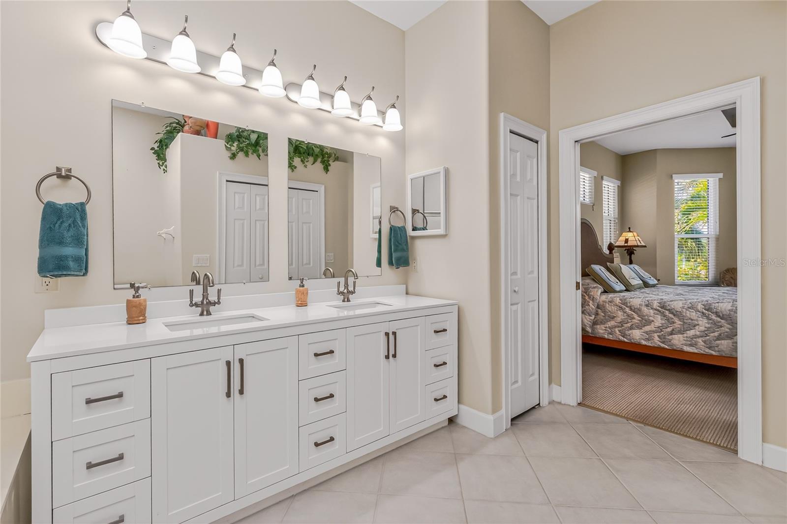 SUNSET KEY II LAND CONDO - Residential