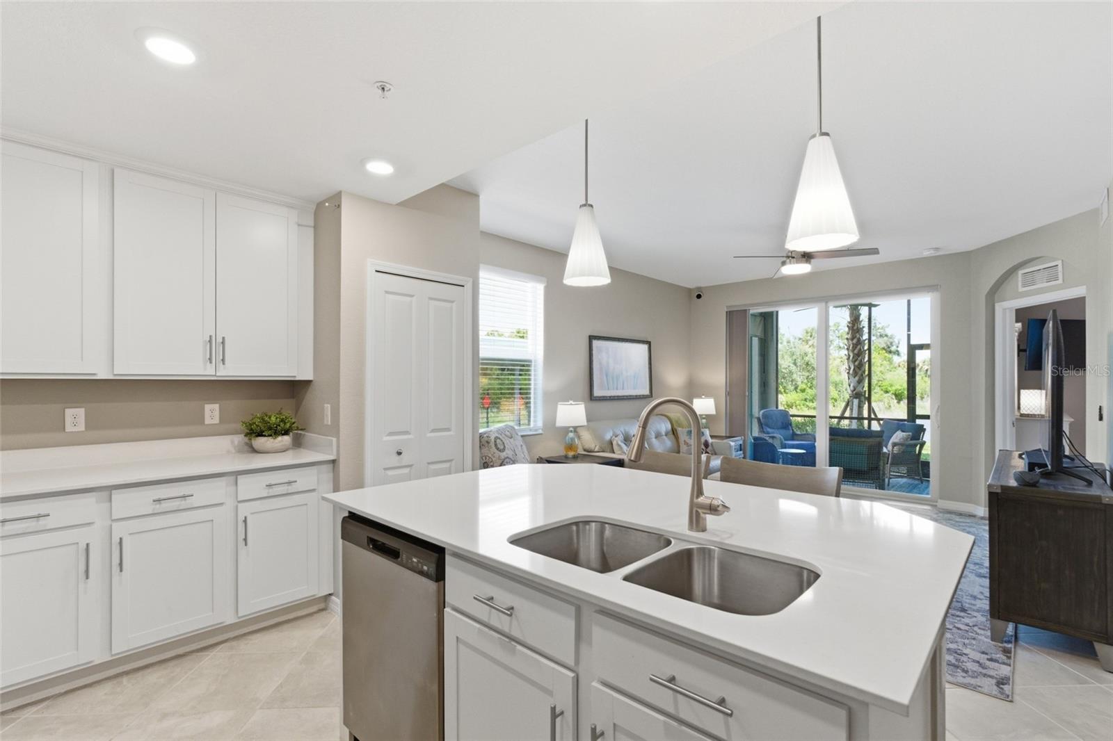 14151 HERITAGE LANDING BOULEVARD 1011