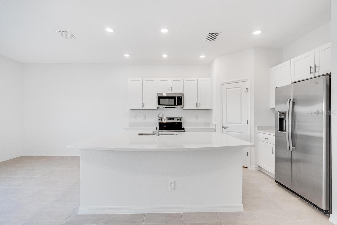 3051 NOVARA LANE