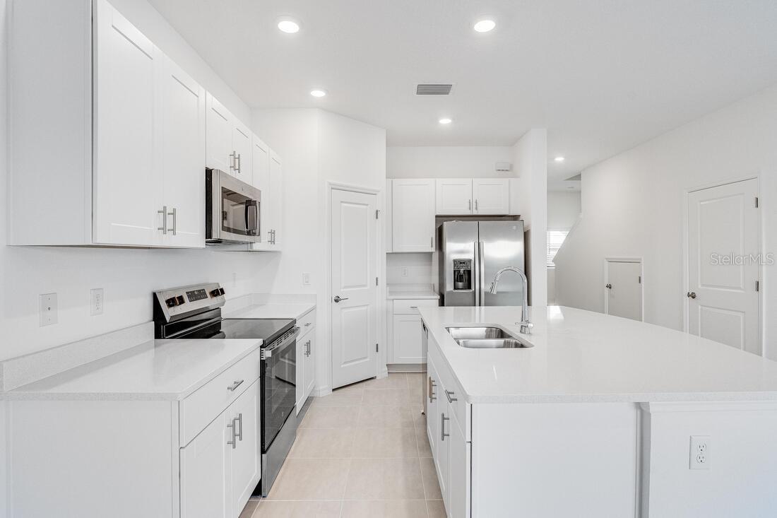 3051 NOVARA LANE