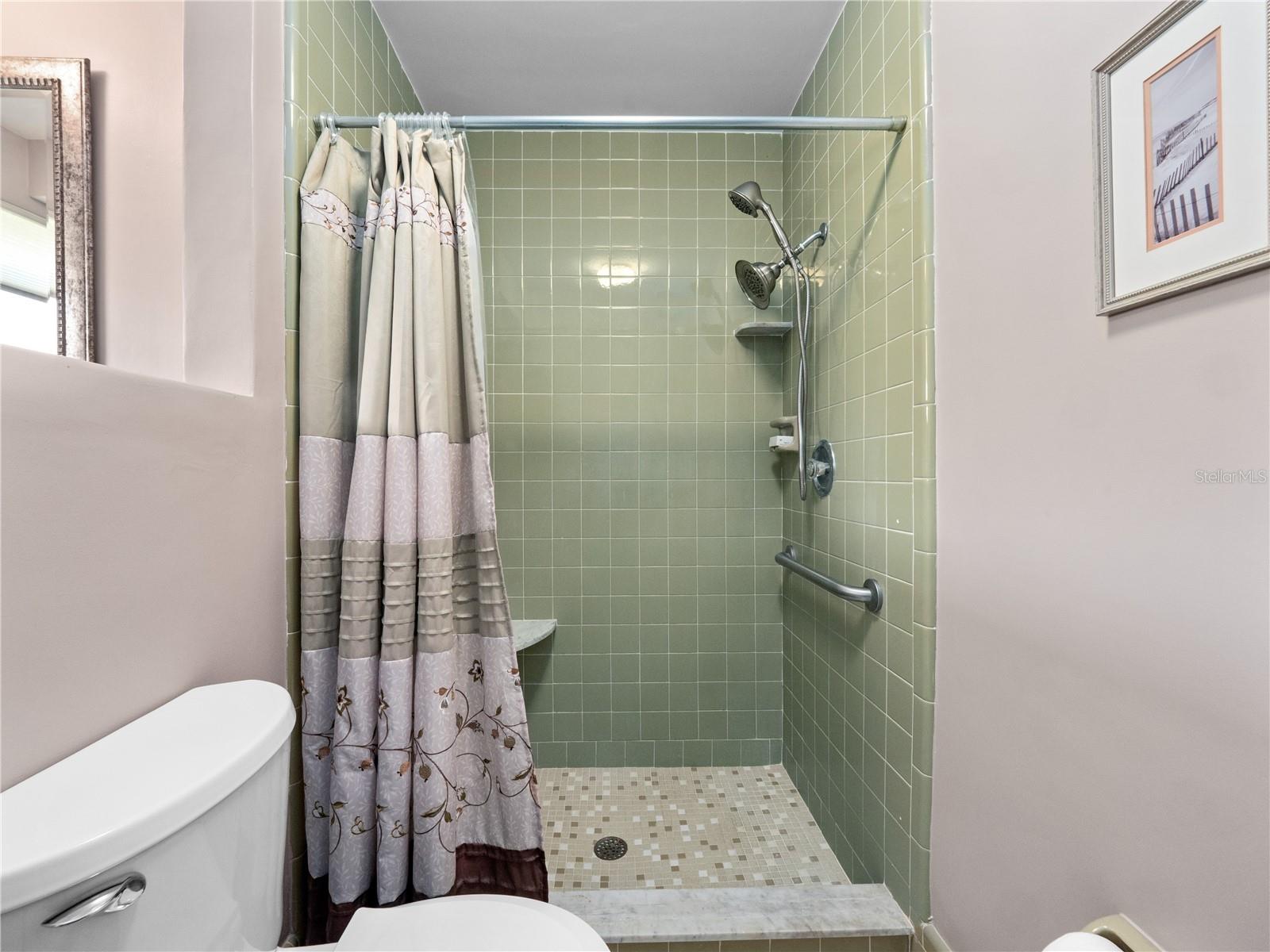 OAKVIEW HEIGHTS ADD 02 - Residential