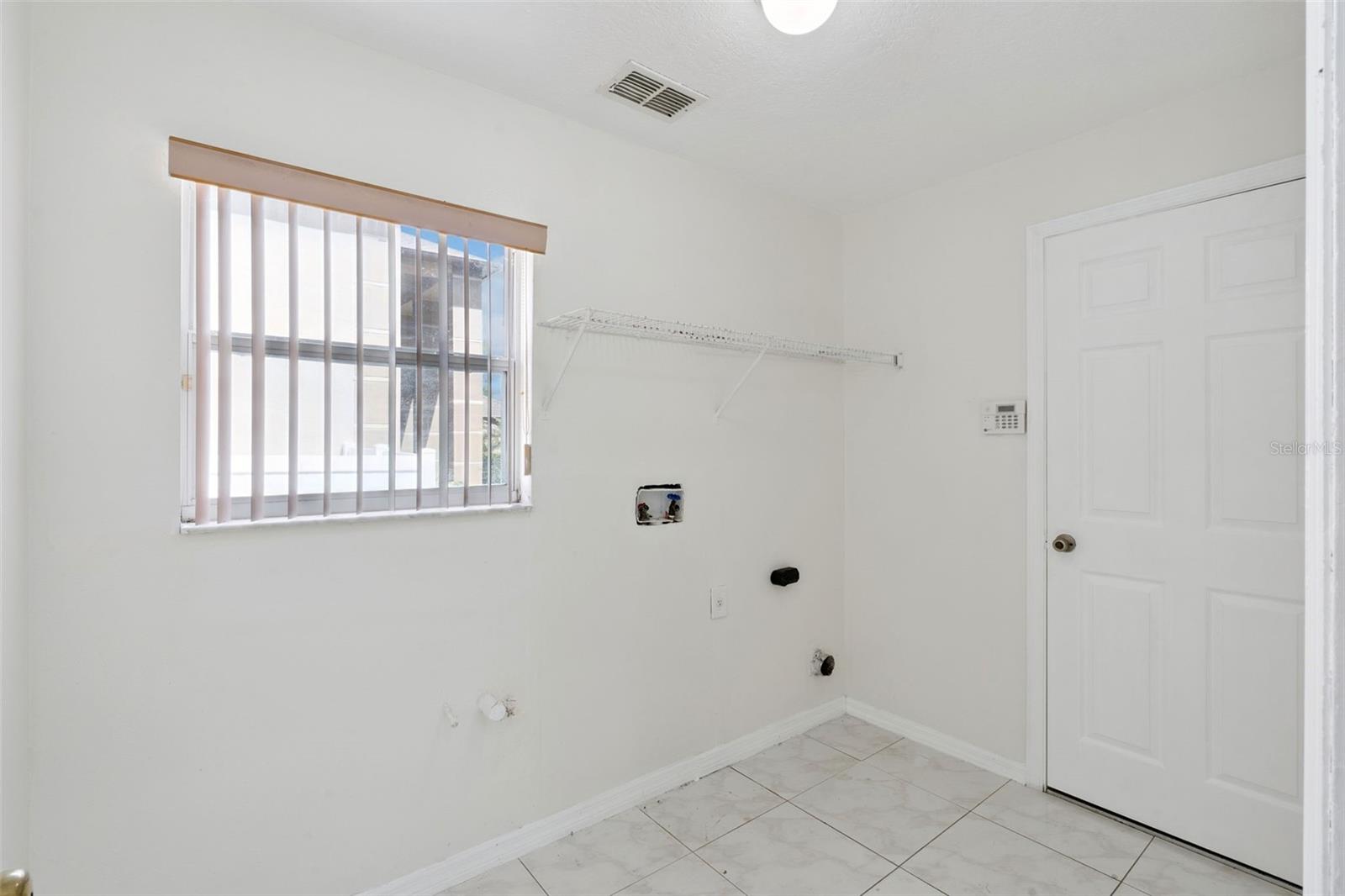 PRAIRIE LAKE VILLAGE PH 04 - Residential