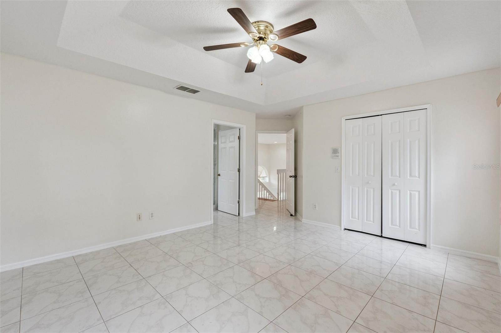 PRAIRIE LAKE VILLAGE PH 04 - Residential