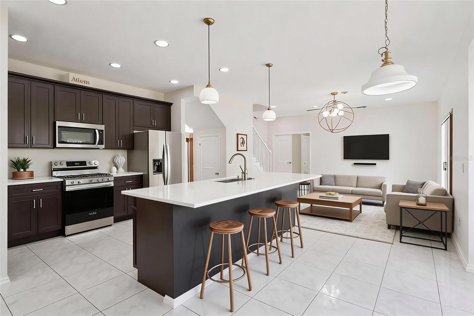 PRAIRIE LAKE VILLAGE PH 04 - Residential