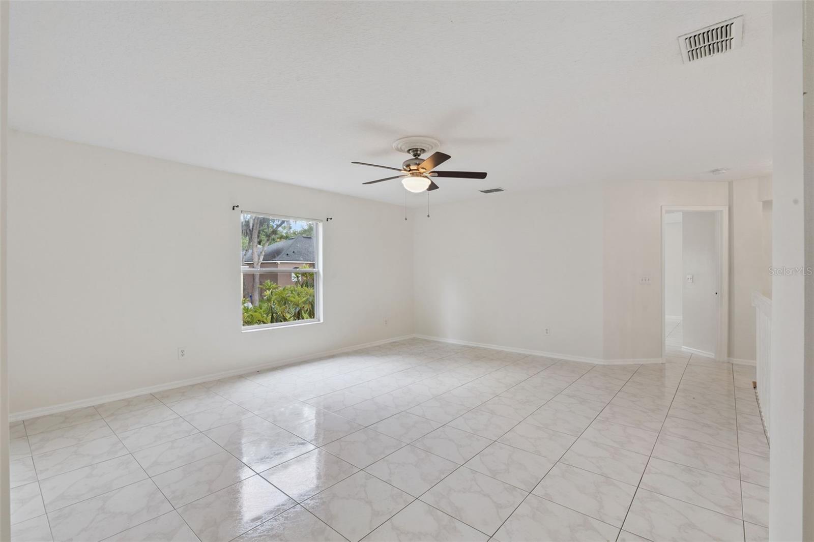 PRAIRIE LAKE VILLAGE PH 04 - Residential