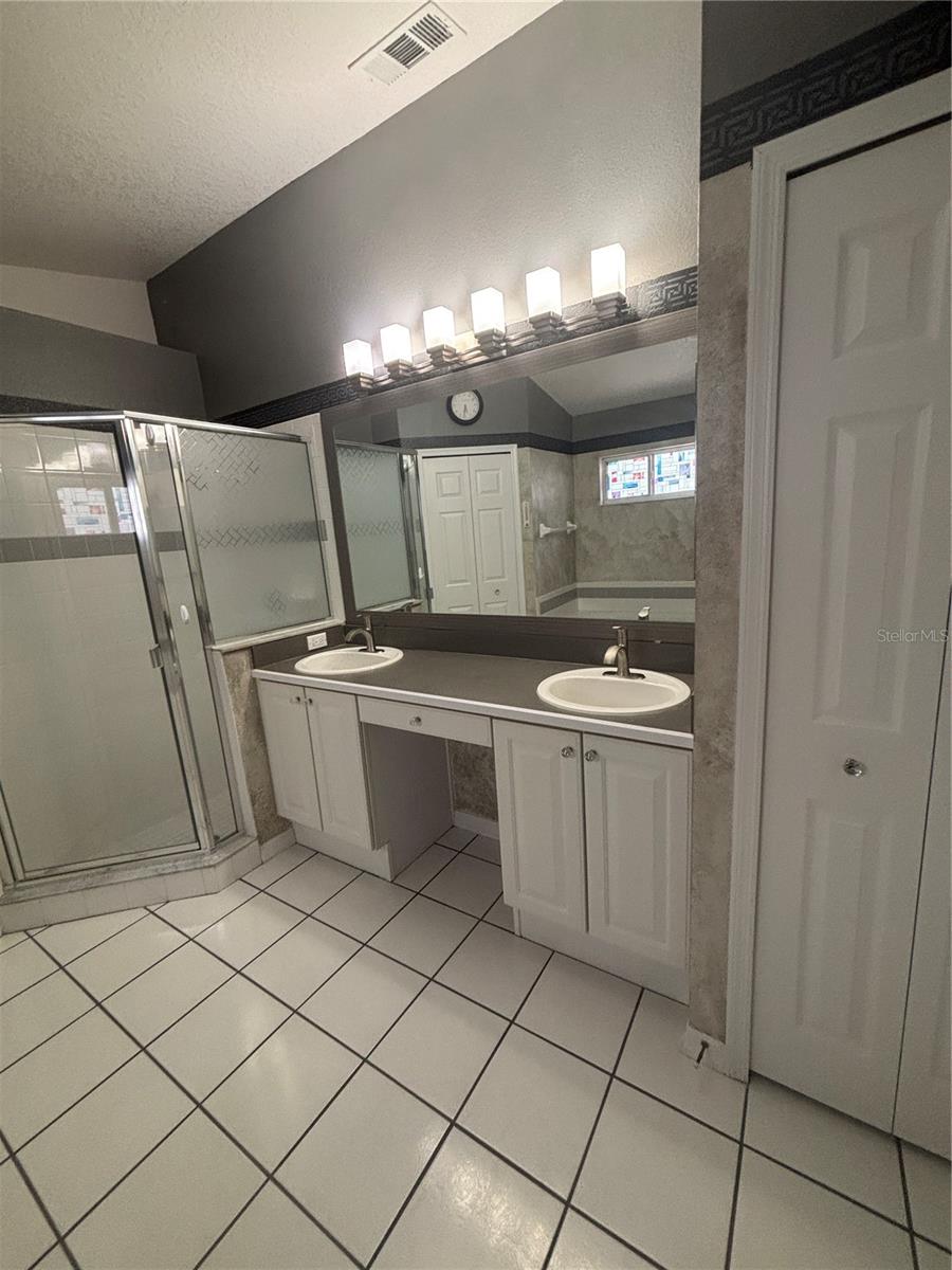 KINGSBRIDGE EAST VILLAGE UNIT 2B - Residential