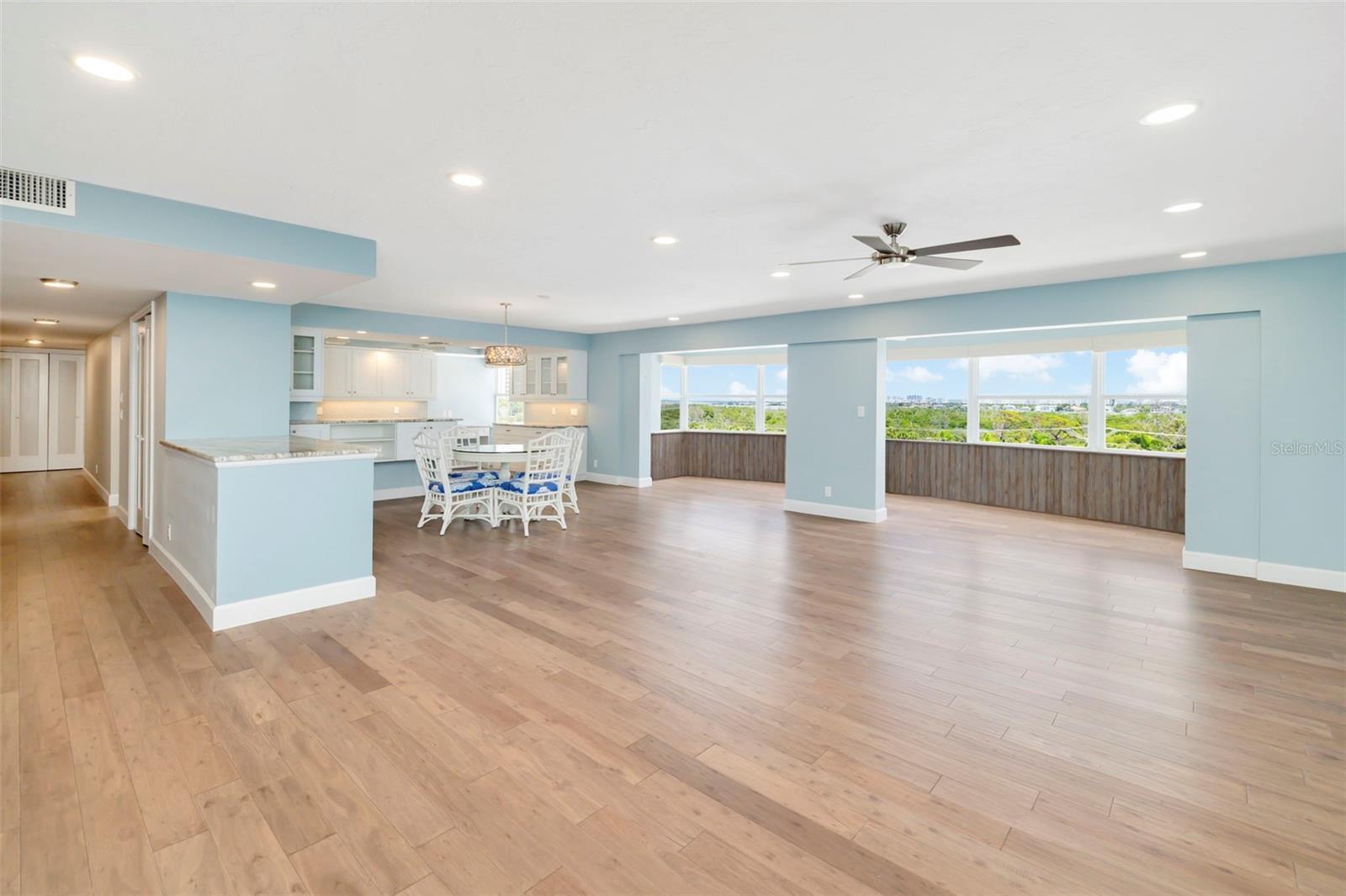 1750 BENJAMIN FRANKLIN DRIVE 6F