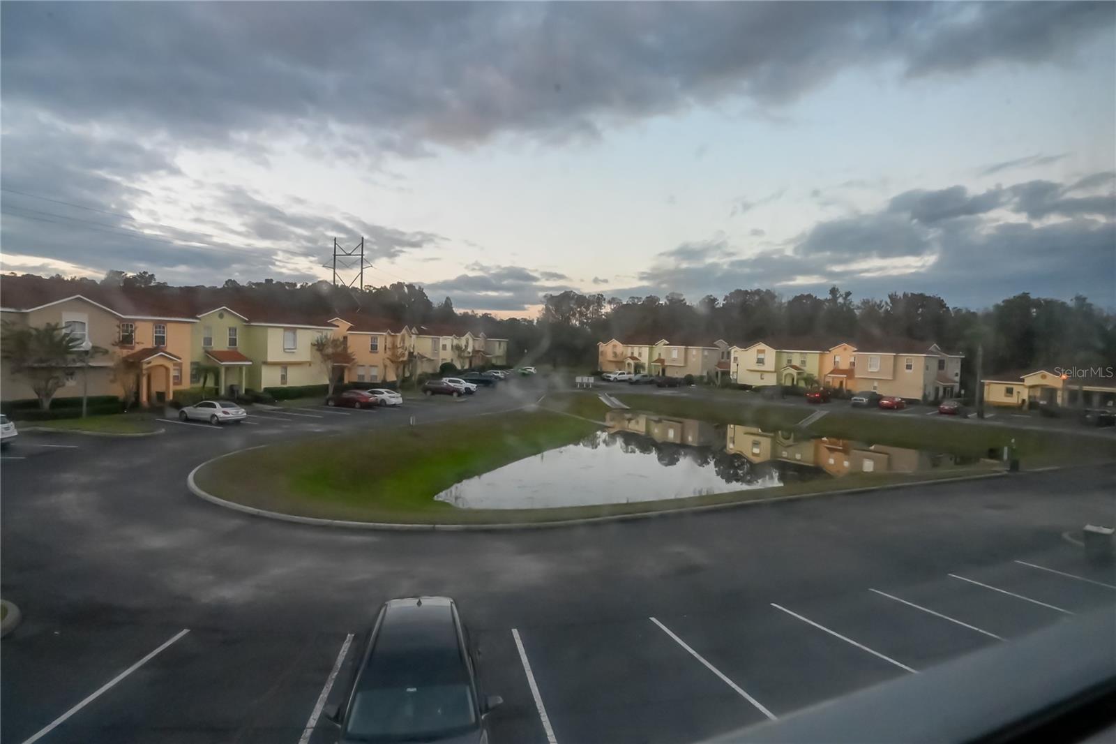 WINDWOOD BAY PH 01 - Residential Lease