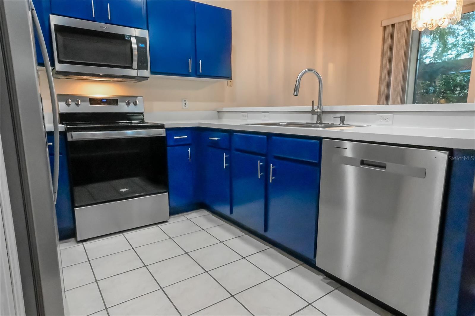 WINDWOOD BAY PH 01 - Residential Lease