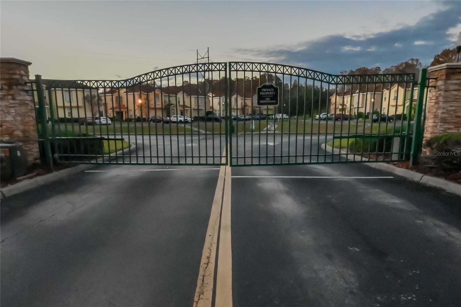 WINDWOOD BAY PH 01 - Residential Lease