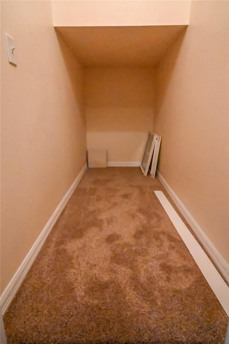 WINDWOOD BAY PH 01 - Residential Lease