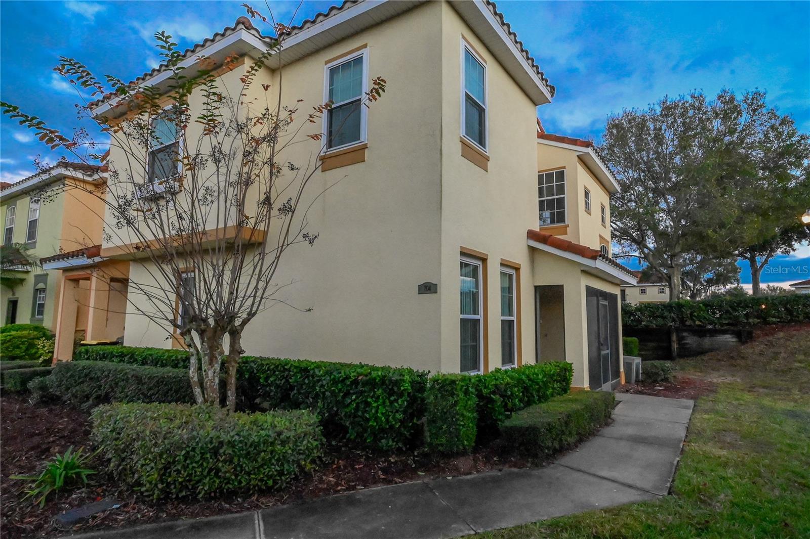 WINDWOOD BAY PH 01 - Residential Lease