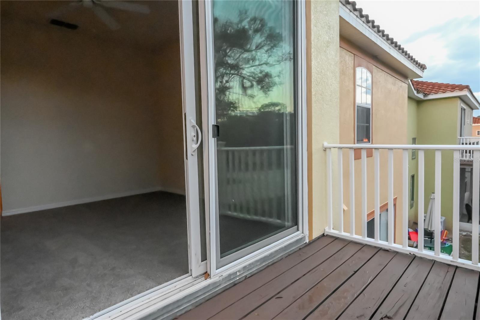 WINDWOOD BAY PH 01 - Residential Lease