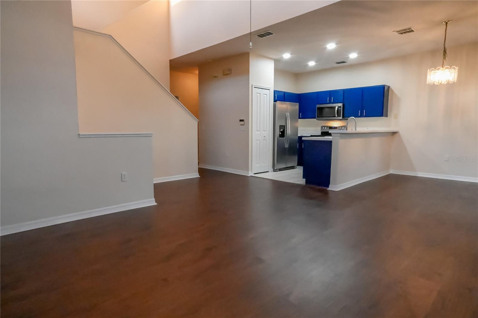 WINDWOOD BAY PH 01 - Residential Lease