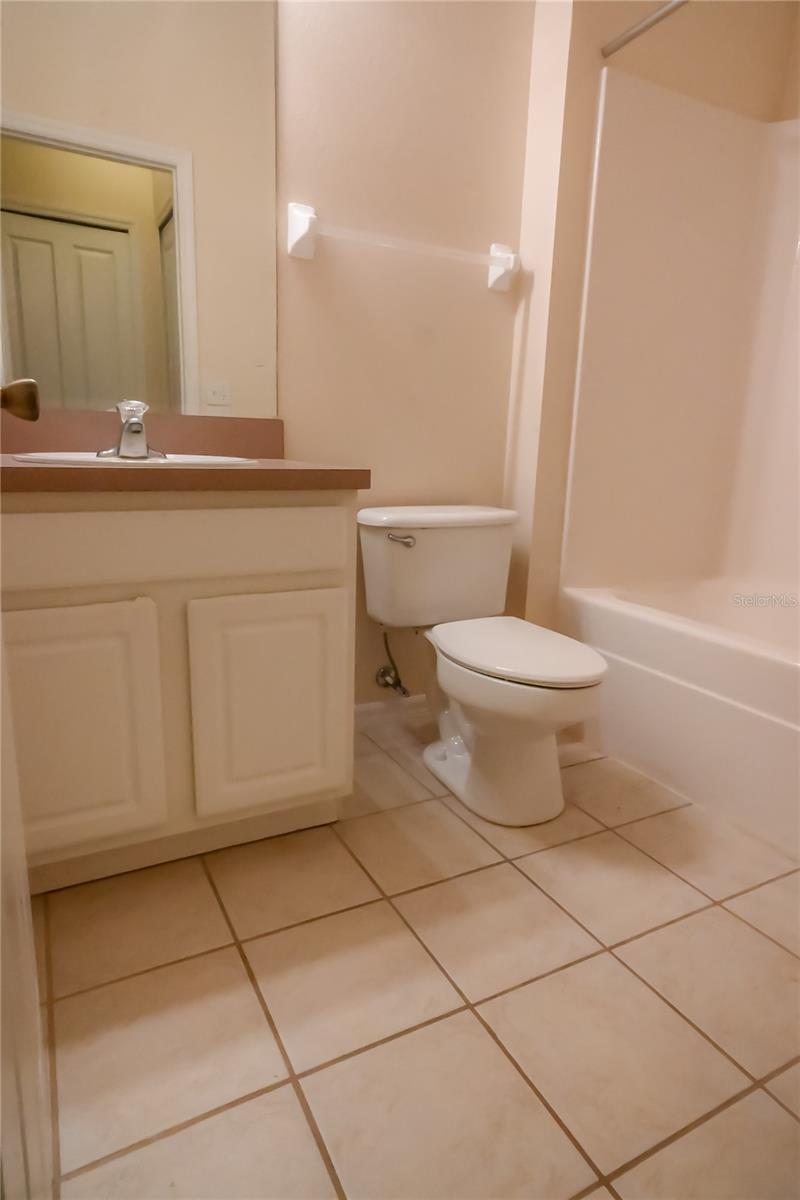 WINDWOOD BAY PH 01 - Residential Lease