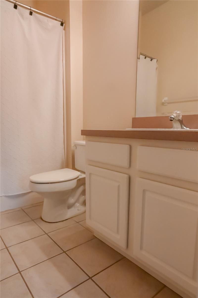 WINDWOOD BAY PH 01 - Residential Lease