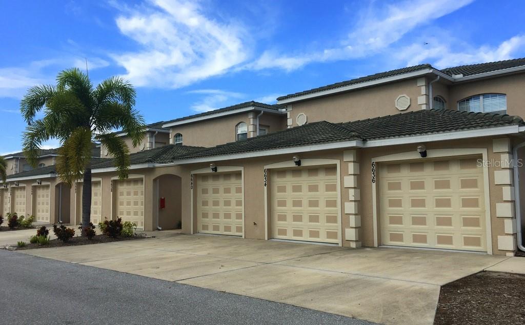 This spacious second floor, 3 bedroom + 2 bath unit boasts vaulted ceilings, lake views from the private balcony off the living room and master bedroom, granite counters, double vanity in the master bath and another private balcony accessed through either of the 2 guest bedrooms. It also has a one car garage. Community features active clubhouse, fitness center, a heated pool and hot tub on the lake. Close to Anna Maria Island, shopping, restaurants. Minimum stay of 30 days required however, Agent reserves the right to only accept 3 month minimum rentals during the high season months of December - April. NO PETS/NO SMOKING. Association application and approval is also required (application fee is $100). Utilities, cable or streaming channels and WIFI are included. RATES: DEC 1-APR 30: $3600 per month* // MAY 1-NOV 30: $2600 per month* (*additional fees & taxes apply). Prices shown are based on 2-person occupancy. Additional persons staying in the unit for a period of longer than 7 days may be considered additional occupants and subject to additional rental fees being charged and/or application and approval process if the community is governed by association rules and regulations. Your rental Agent must be advised of all additional occupants and dates they will be in the unit. Rates include all utilities including WIFI. Additional charges will be: security deposit ($500), departure cleaning fee ($300), Booking fee ($250.00) , Sales and Resort Taxes (12%) and Travel Insurance (if purchased at the time reservation is booked). Note that rates are subject to change without notice and reservations are not guaranteed until initial reservation deposit is received. NOTE: We do not accept reservations for high season months of Jan - April for less than 90 days until after Labor Day. After Labor Day - 30 DAY minimum rentals only during the HIGH SEASON months of January, February and March. Tenants who are in this year have first option to renew for the next year, and have until April 15 to advise us if they are returning. Please contact us to be added to automatic e-mail alerts for available units. PROPERTIES ARE SET UP FOR CONVENIENT CONTACTLESS TOURS. We are unable to do in person showings due to existing bookings and owner usage. Photos on website are updated regularly.